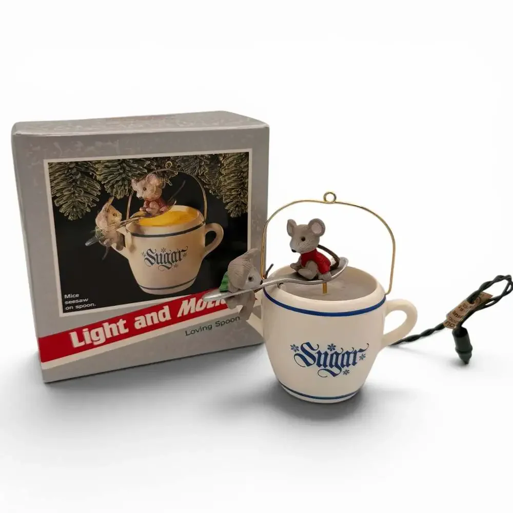 Hallmark Keepsake 1989 Loving Spoonful Magic Light and Motion Ornament